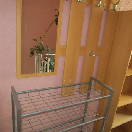 2 Next To Cologne - #124014 Apartament *